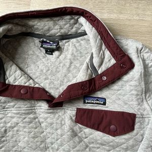 Patagonia Gray and Burgundy Quilted Sweatshirt